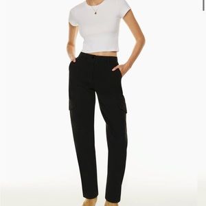 NWOT Aritzia Modern Cargo Pants